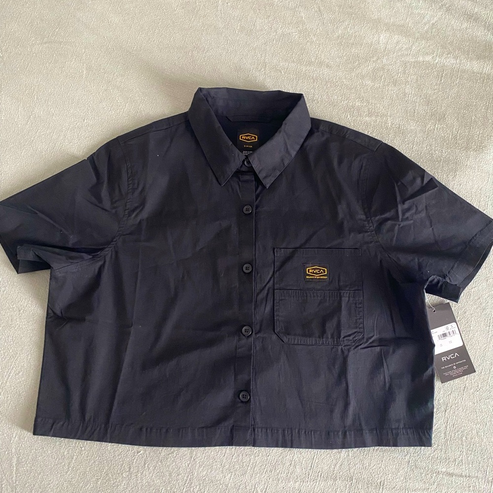 NWT RVCA Black Button Down Crop Top